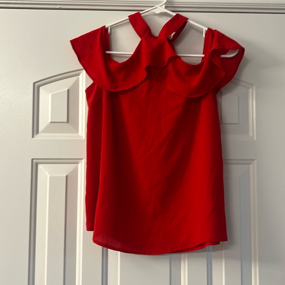 Medium red shirt